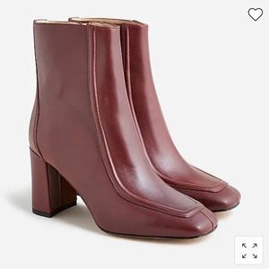 SQUARE-TOED ANKLE BOOTS IN ITALIAN LEATHER